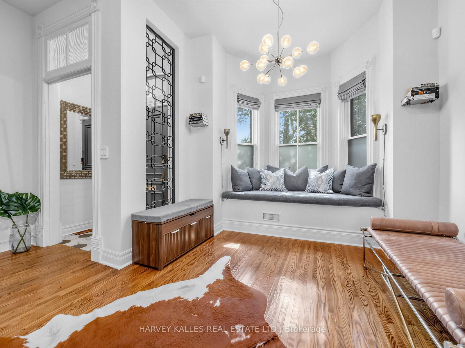 285 Brunswick Avenue • Toronto, ON photo 4