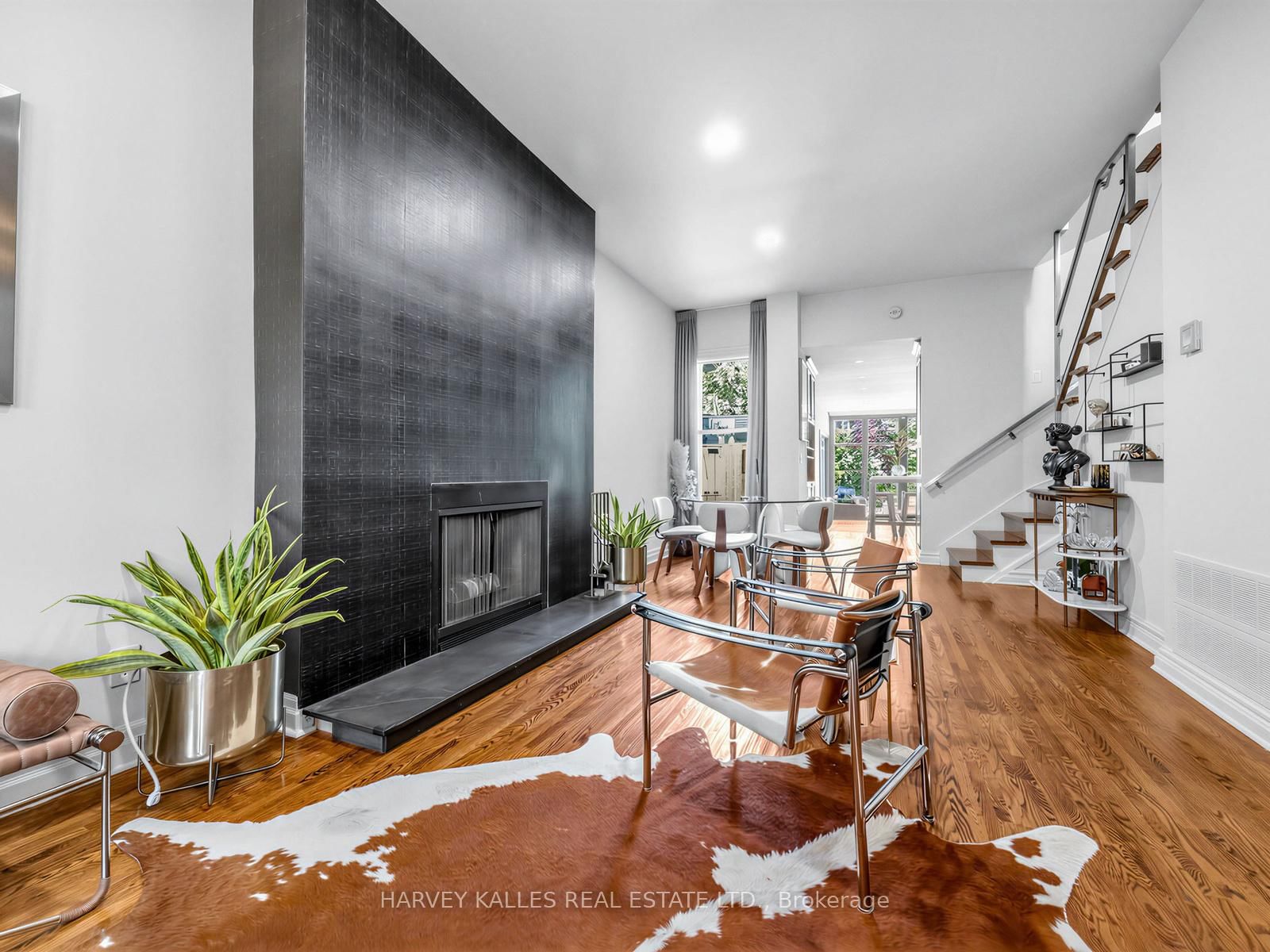 285 Brunswick Avenue • Toronto, ON photo 5