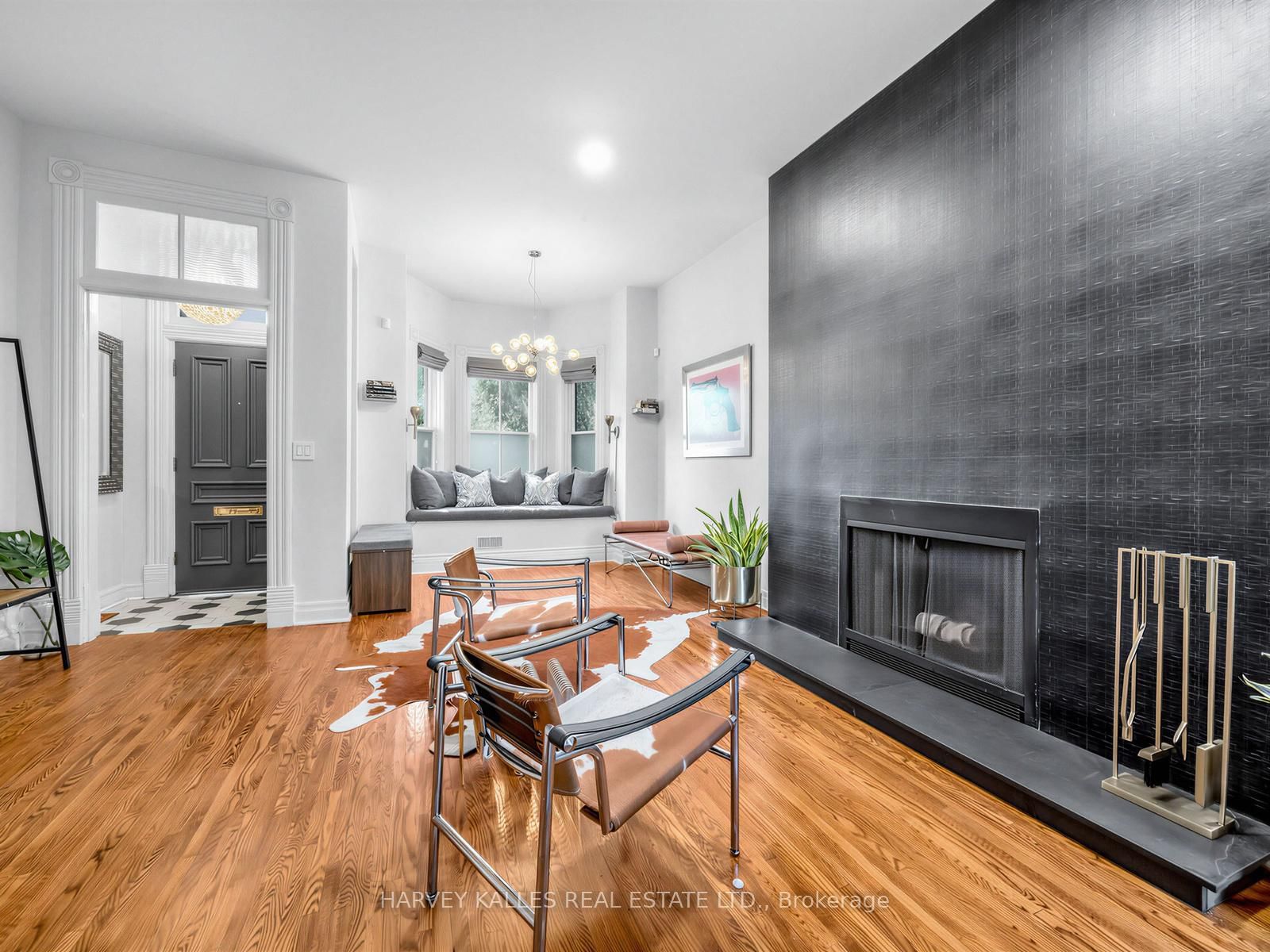 285 Brunswick Avenue • Toronto, ON photo 7