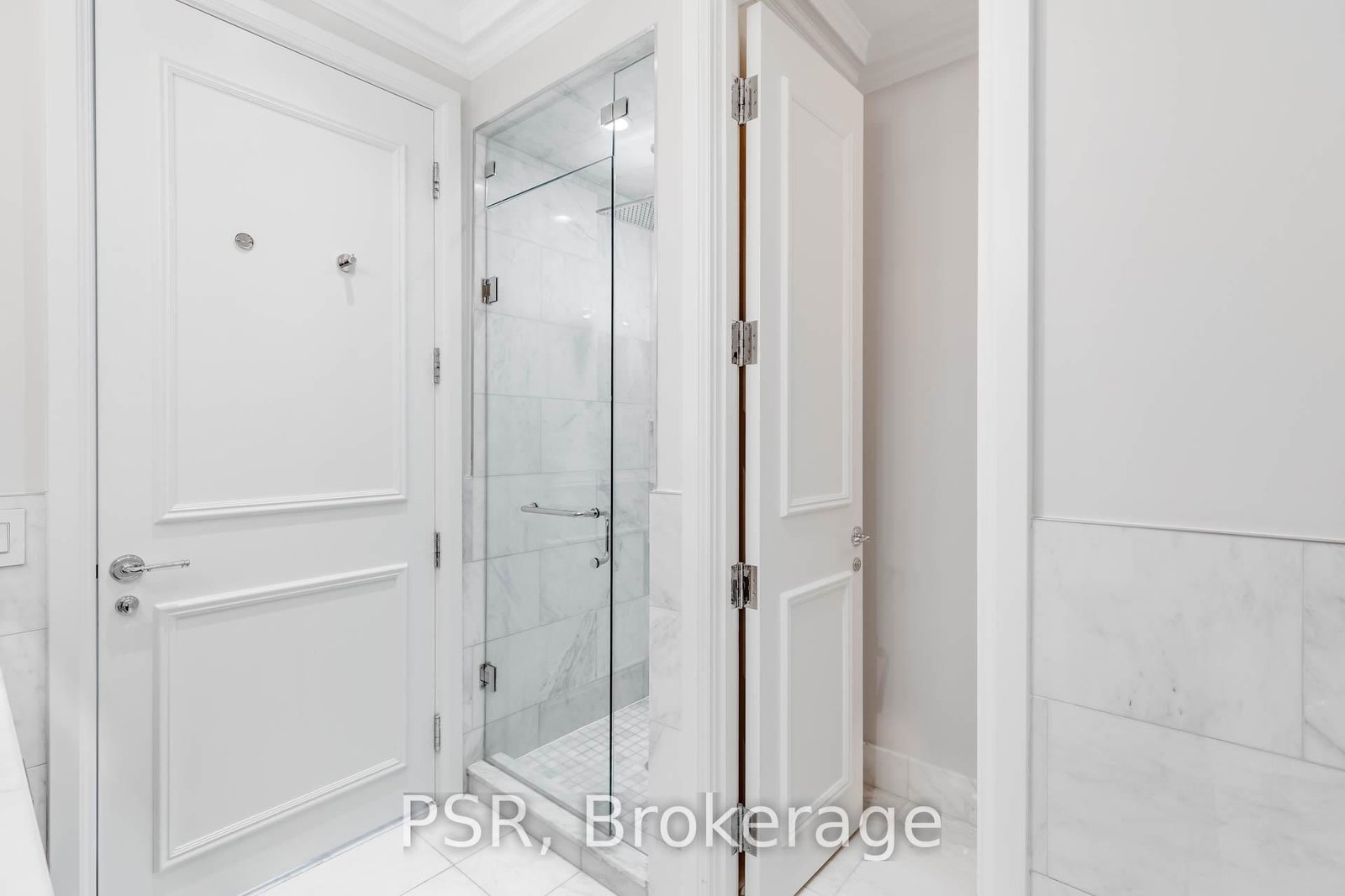 311 Bay Street • #4406 • Toronto, ON photo 10