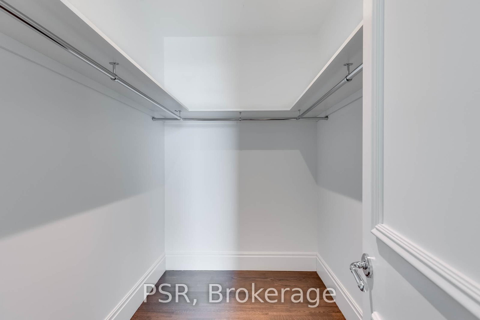 311 Bay Street • #4406 • Toronto, ON photo 11