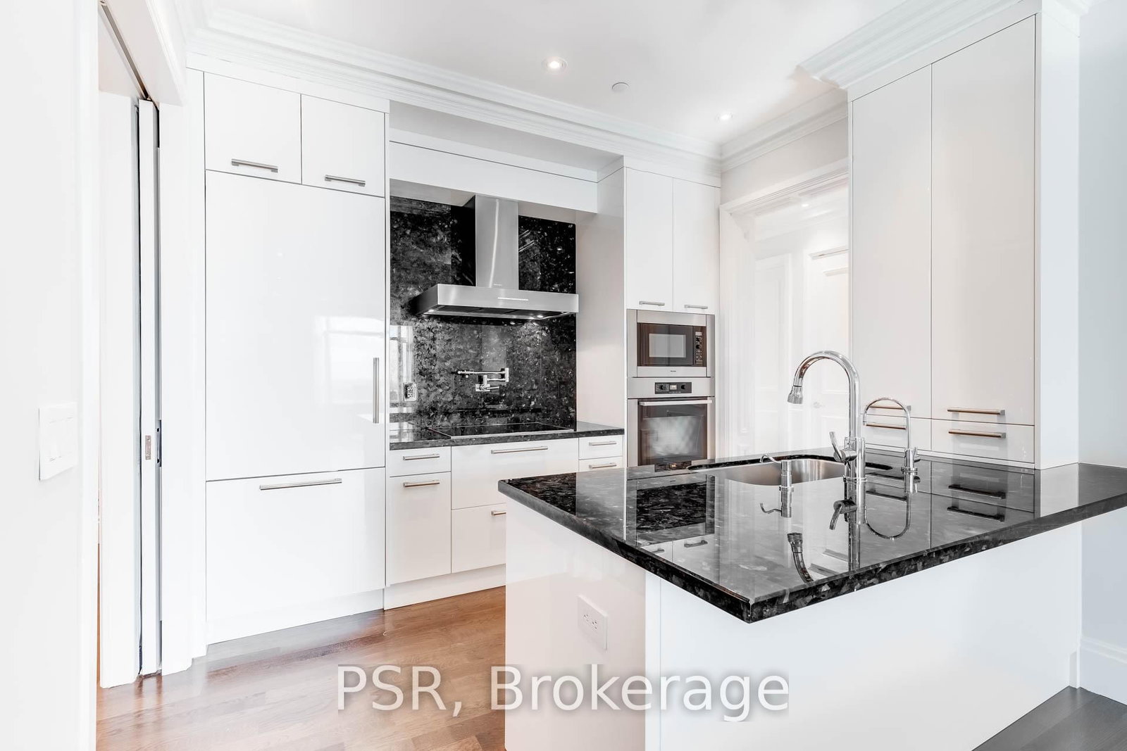 311 Bay Street • #4406 • Toronto, ON photo 12