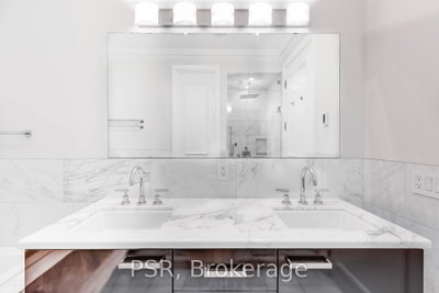 311 Bay Street • #4406 • Toronto, ON photo 8