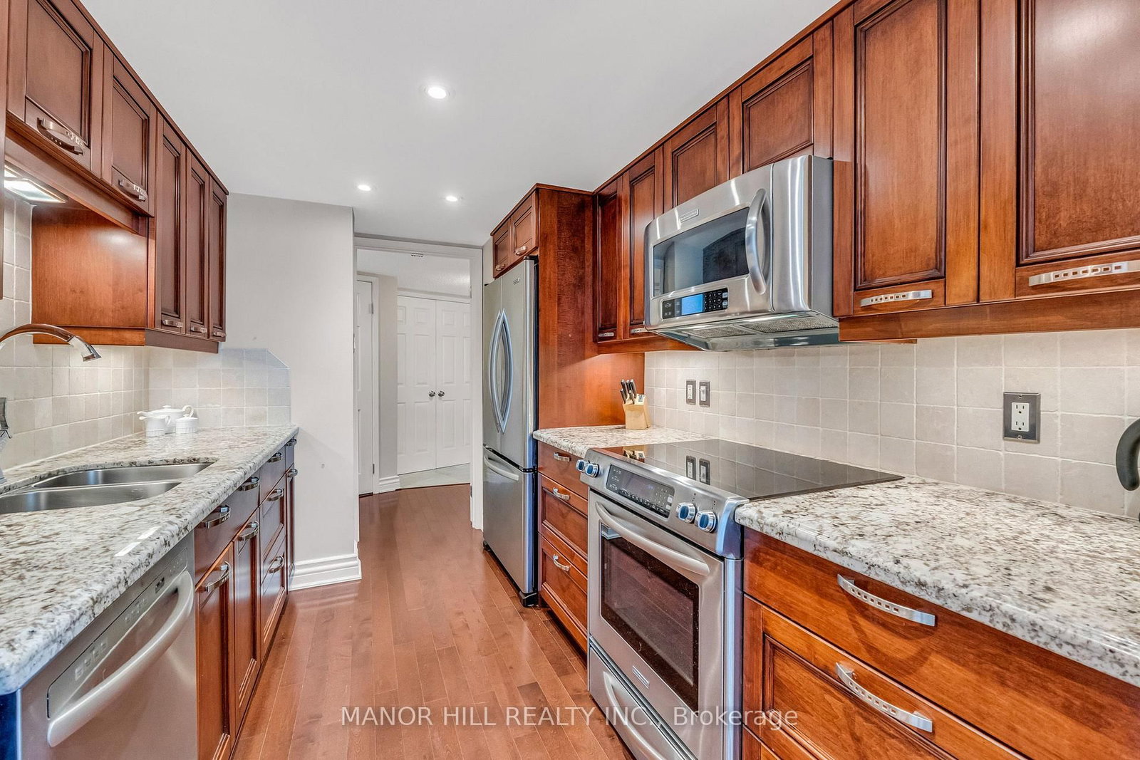 1331 Bay Street • #803 • Toronto, ON photo 12