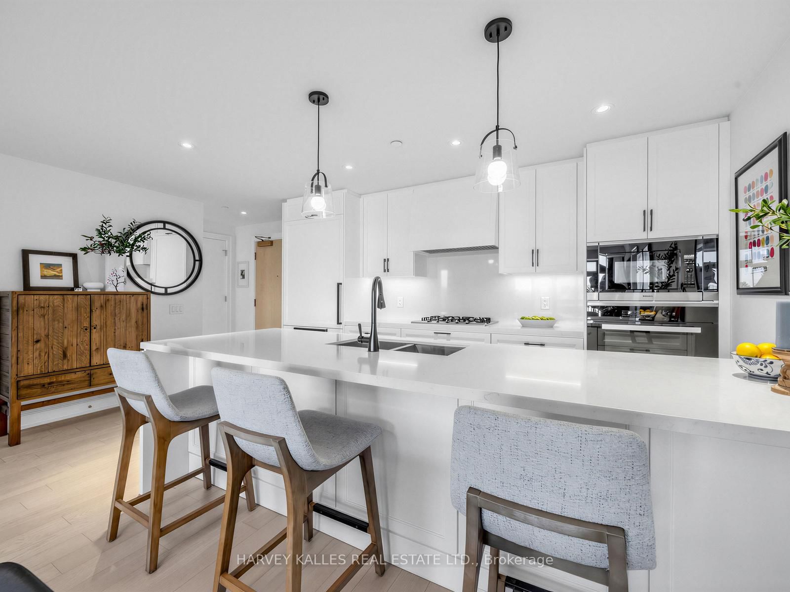 1 Strathgowan Avenue • #605 • Toronto, ON photo 10