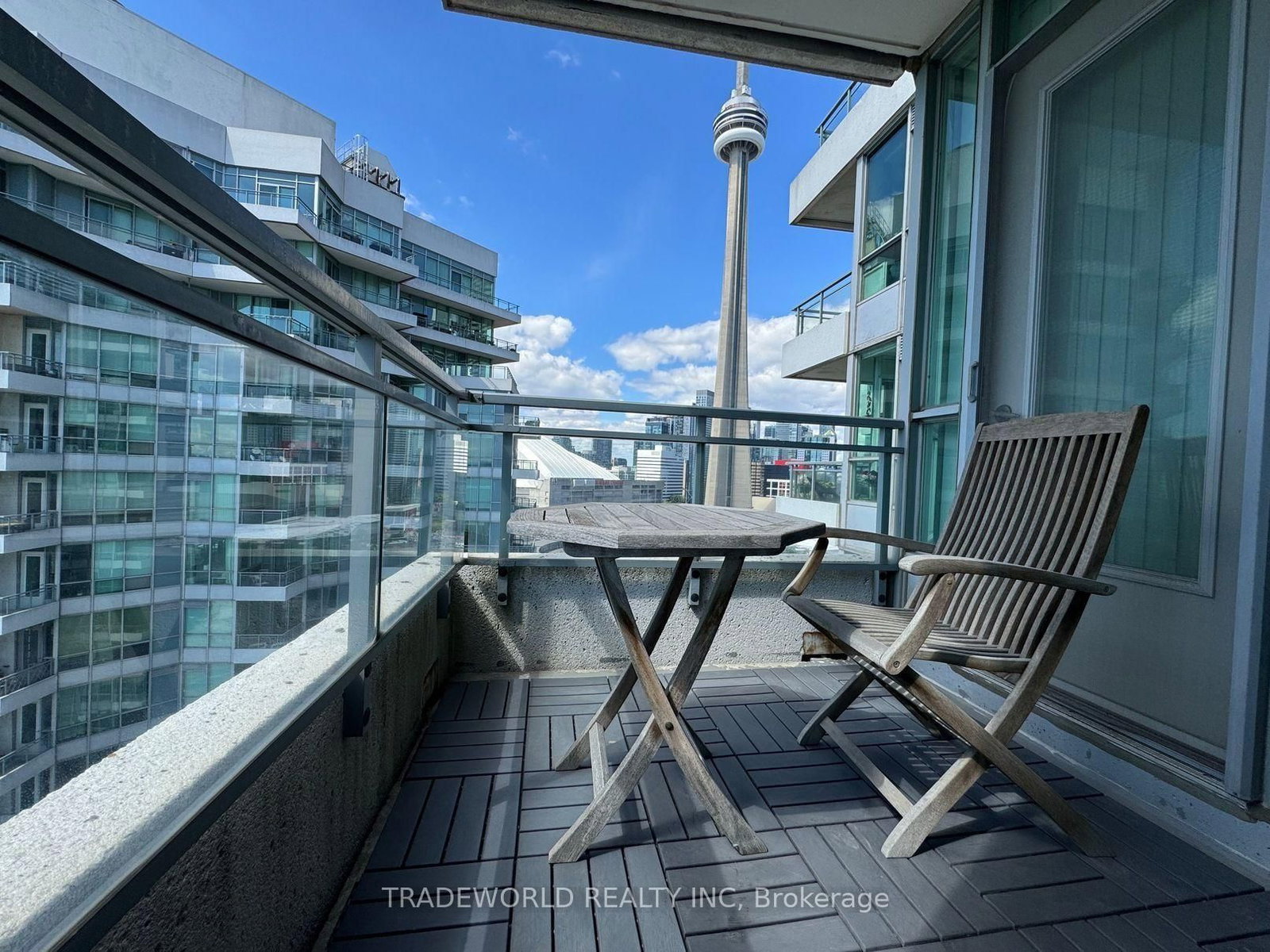 228 Queens Quay W • #2308 • Toronto, ON photo 11