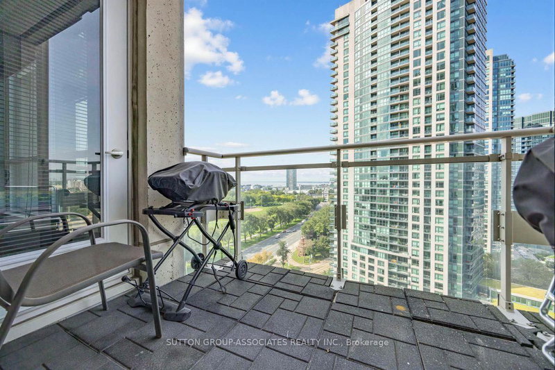 628 Fleet Toronto,ON M5V 1A8 — Photo 22