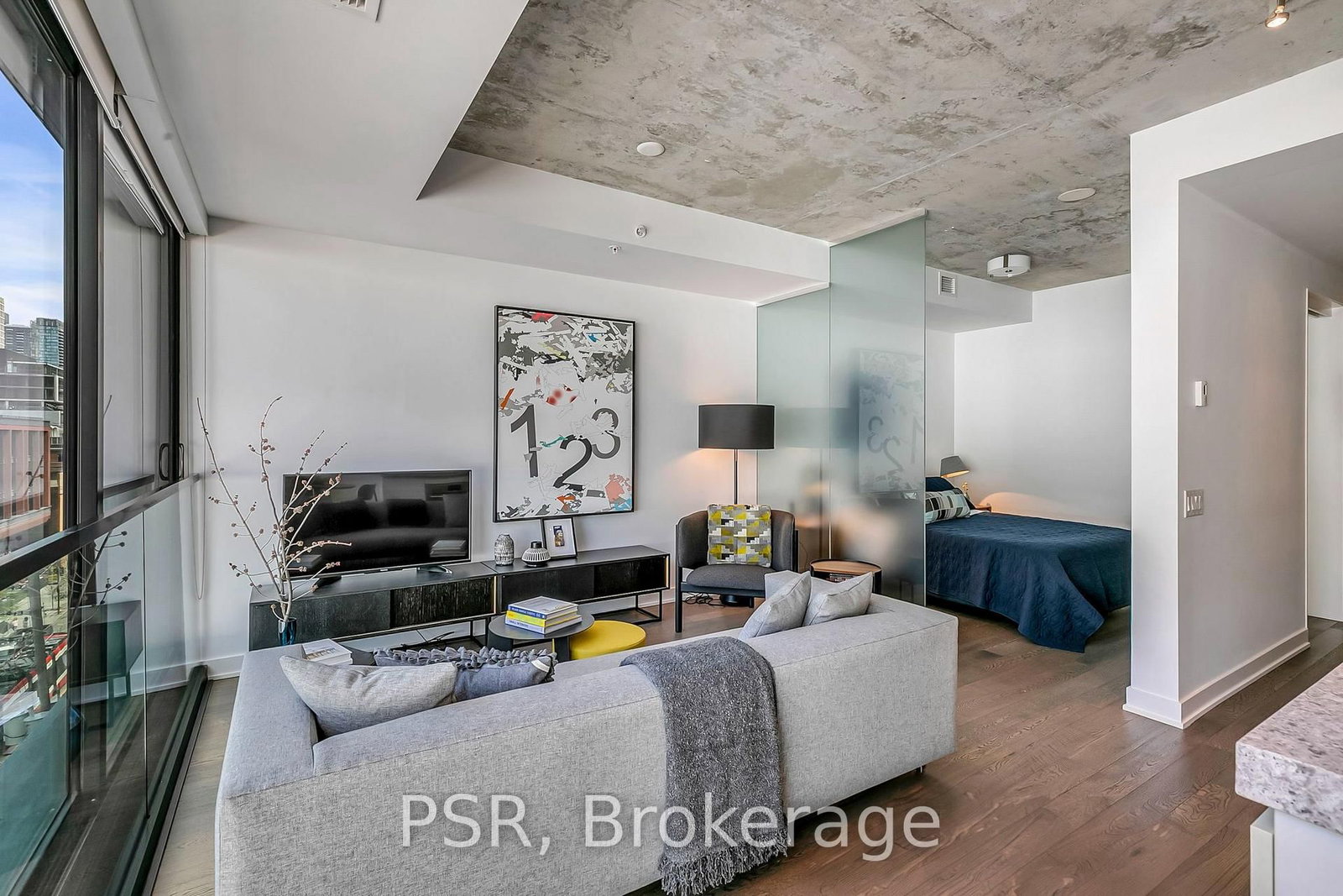629 King Street W • #620 • Toronto, ON photo 6