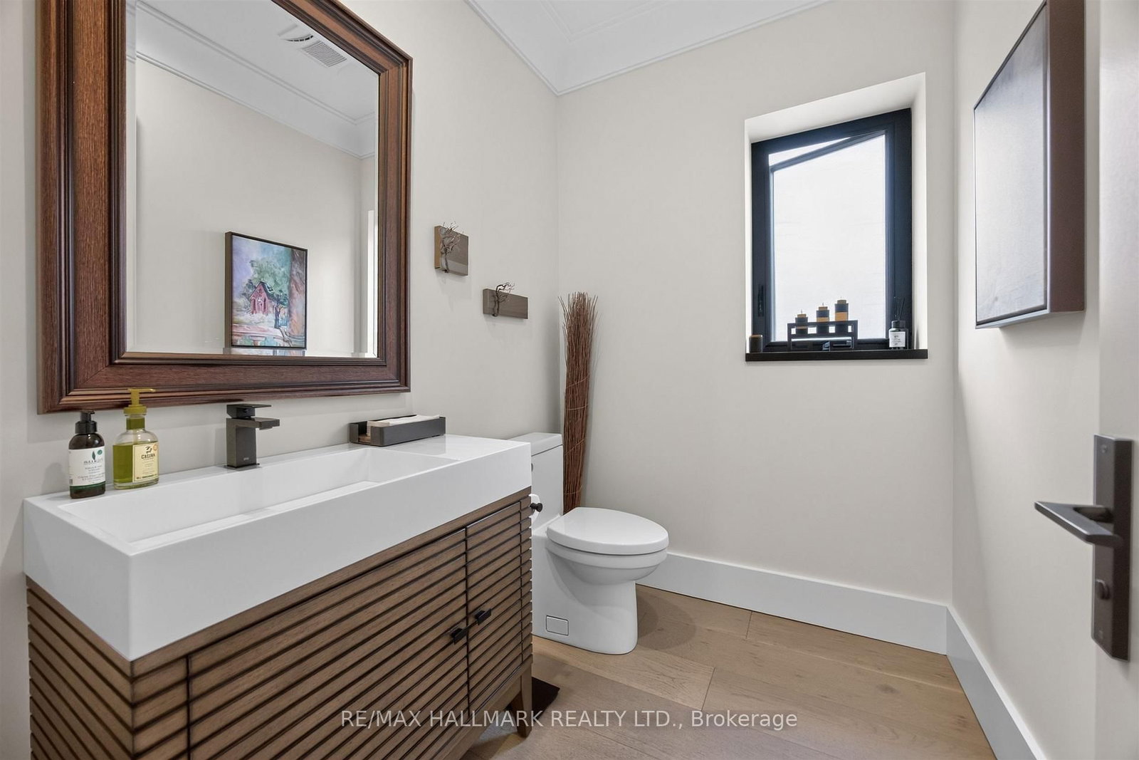 21 Allenwood Crescent • Toronto, ON photo 18