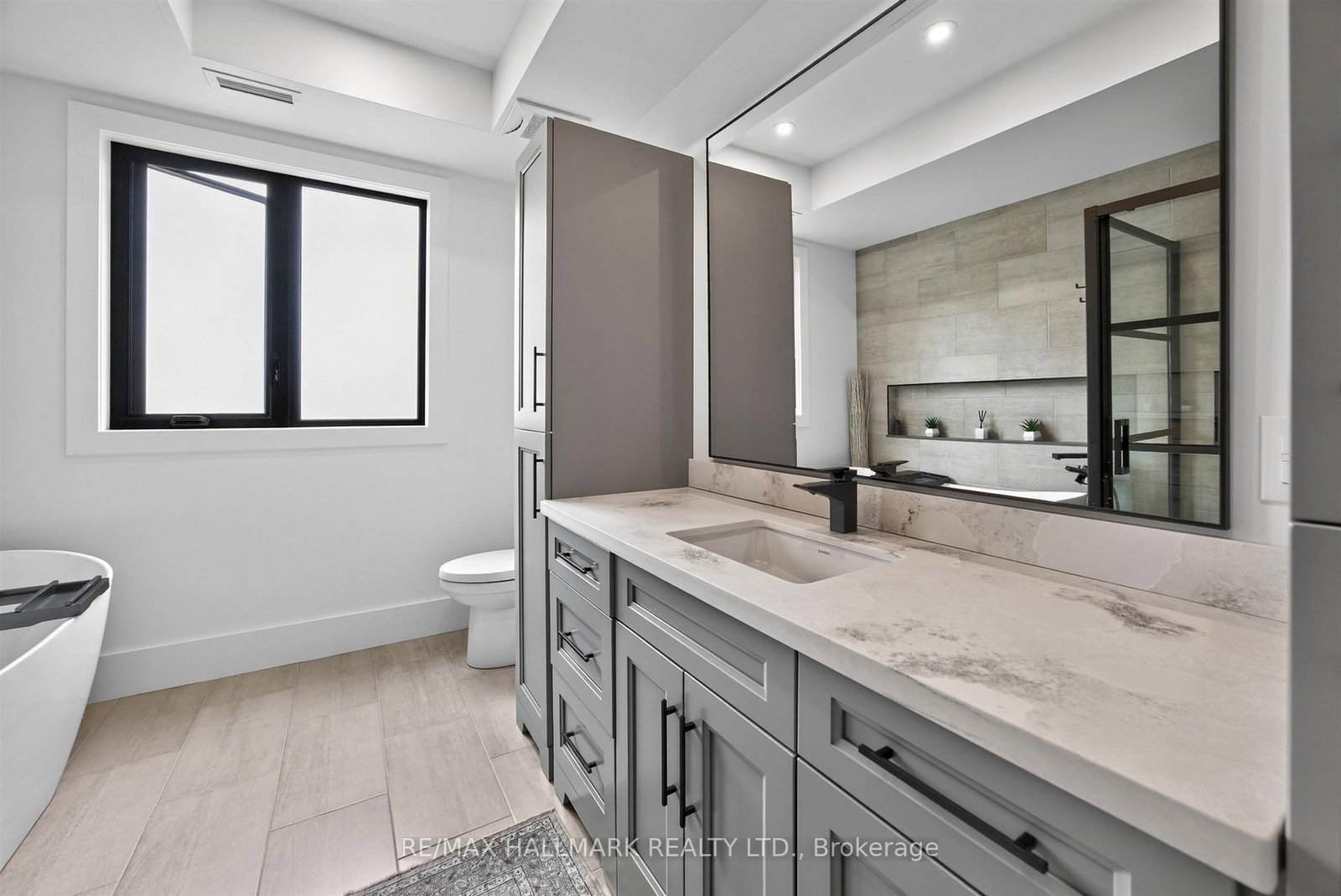 21 Allenwood Crescent • Toronto, ON photo 24
