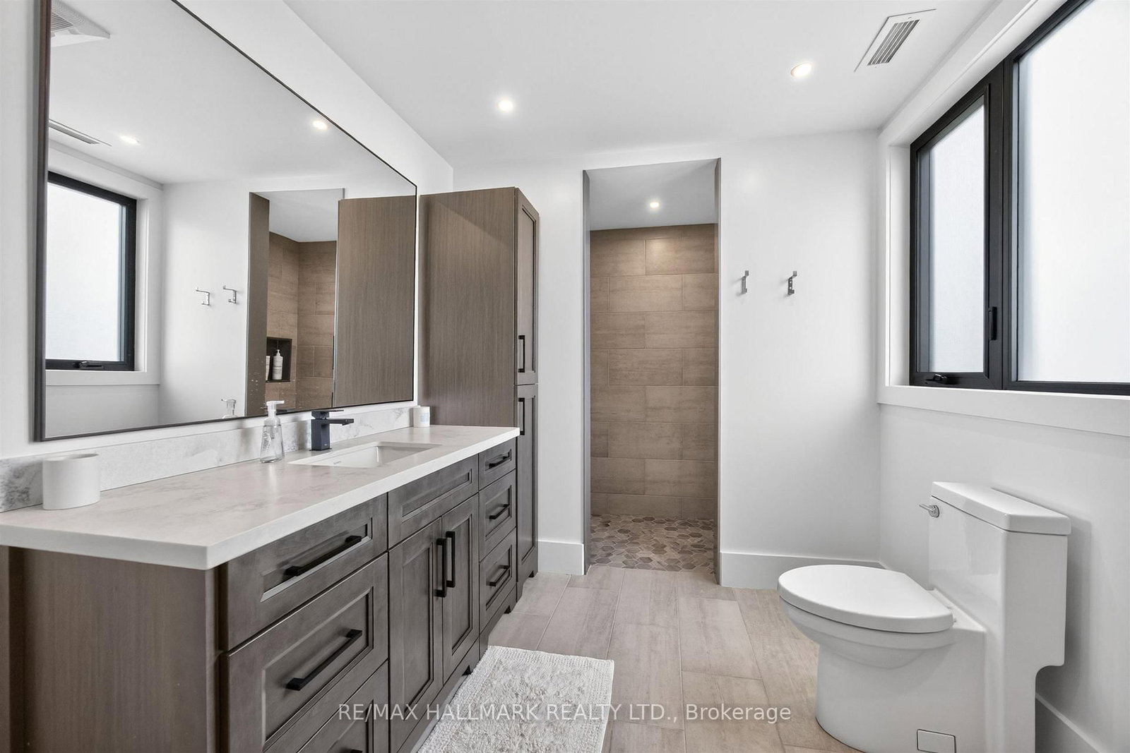 21 Allenwood Crescent • Toronto, ON photo 33