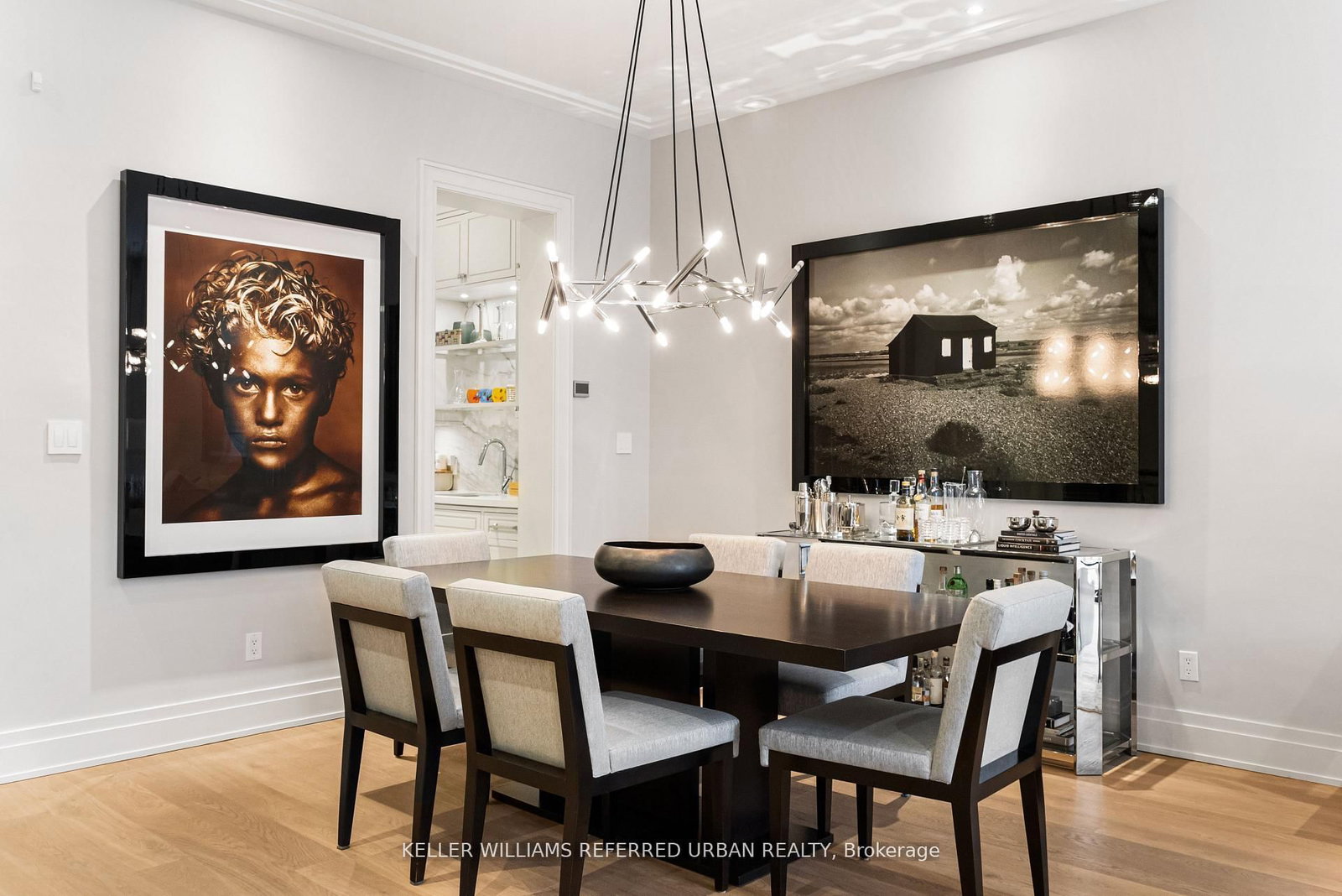130 B Farnham Avenue • Toronto, ON photo 10