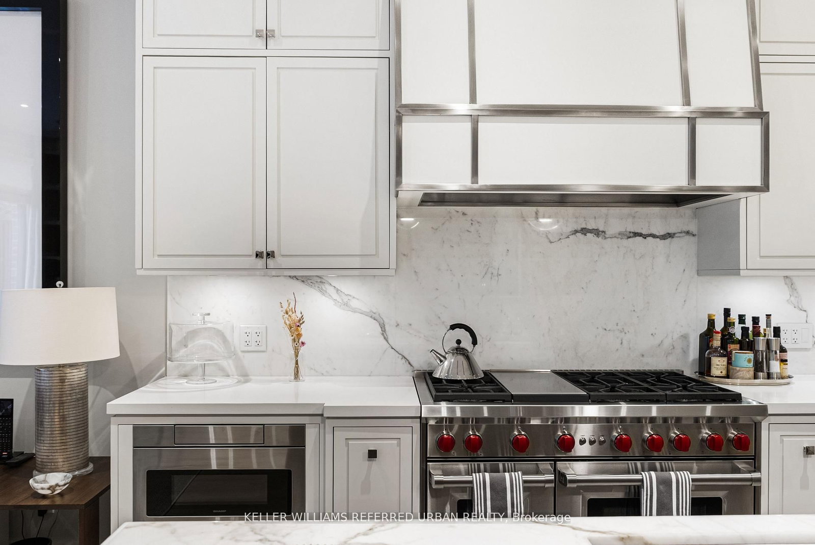 130 B Farnham Avenue • Toronto, ON photo 20