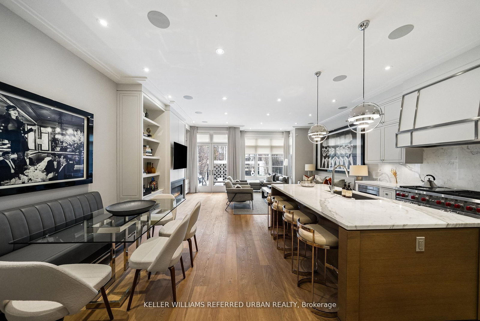 130 B Farnham Avenue • Toronto, ON photo 22