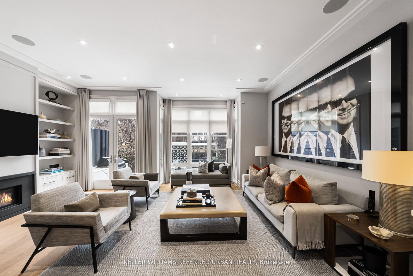 130 B Farnham Avenue • Toronto, ON photo 24
