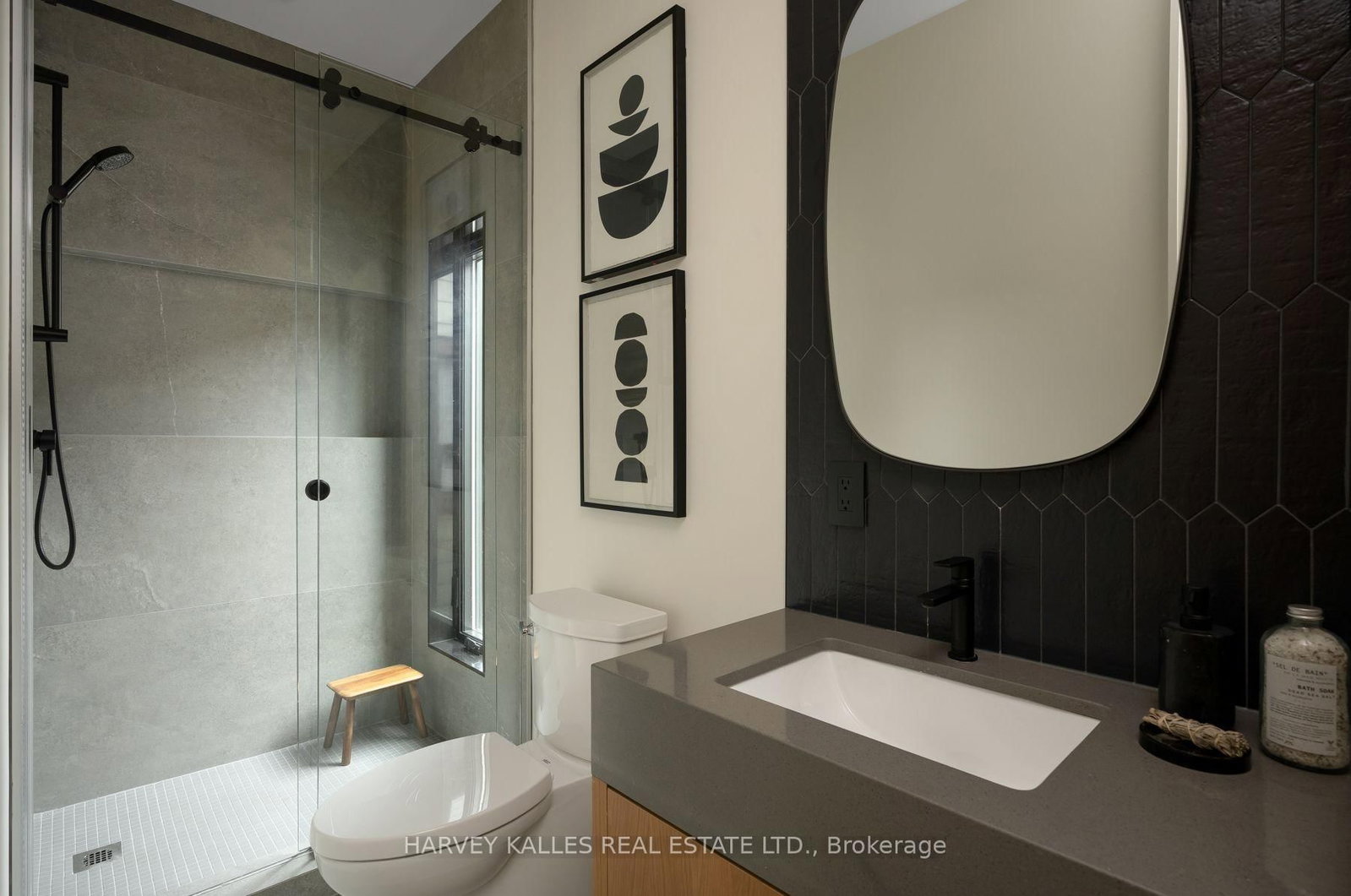 71 Robert Street • Toronto, ON photo 23