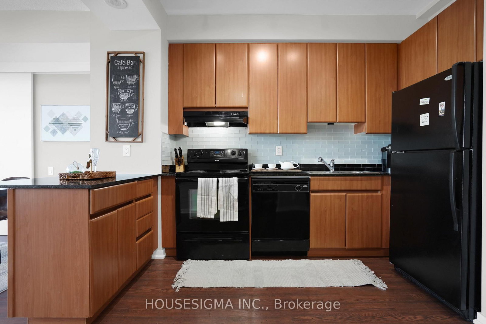 30 Canterbury Place • #515 • Toronto, ON photo 17