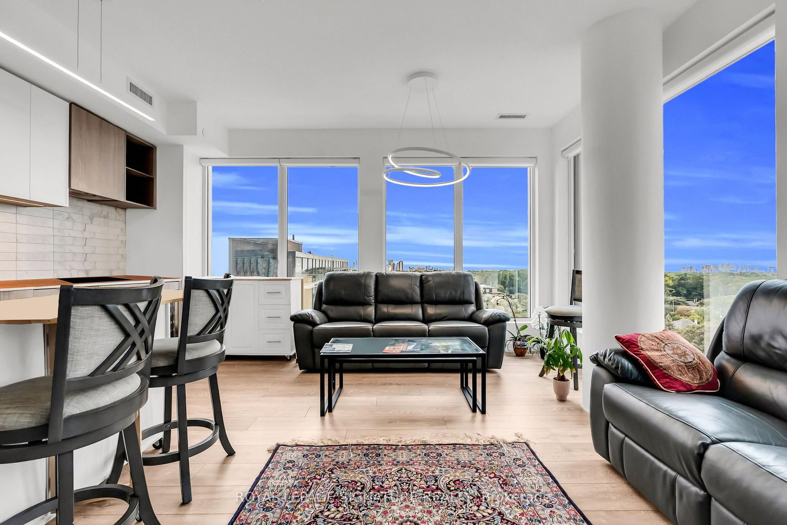 2020 Bathurst Street • #1121 • Toronto, ON photo 8
