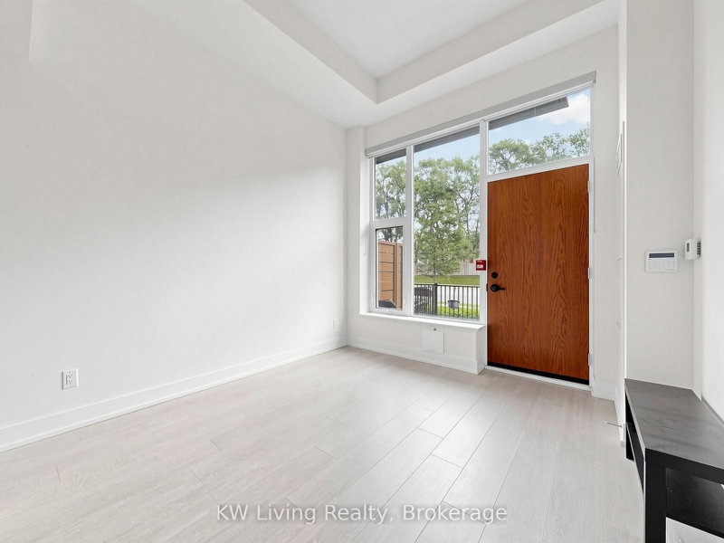 238 - 25 Adra Grado Way