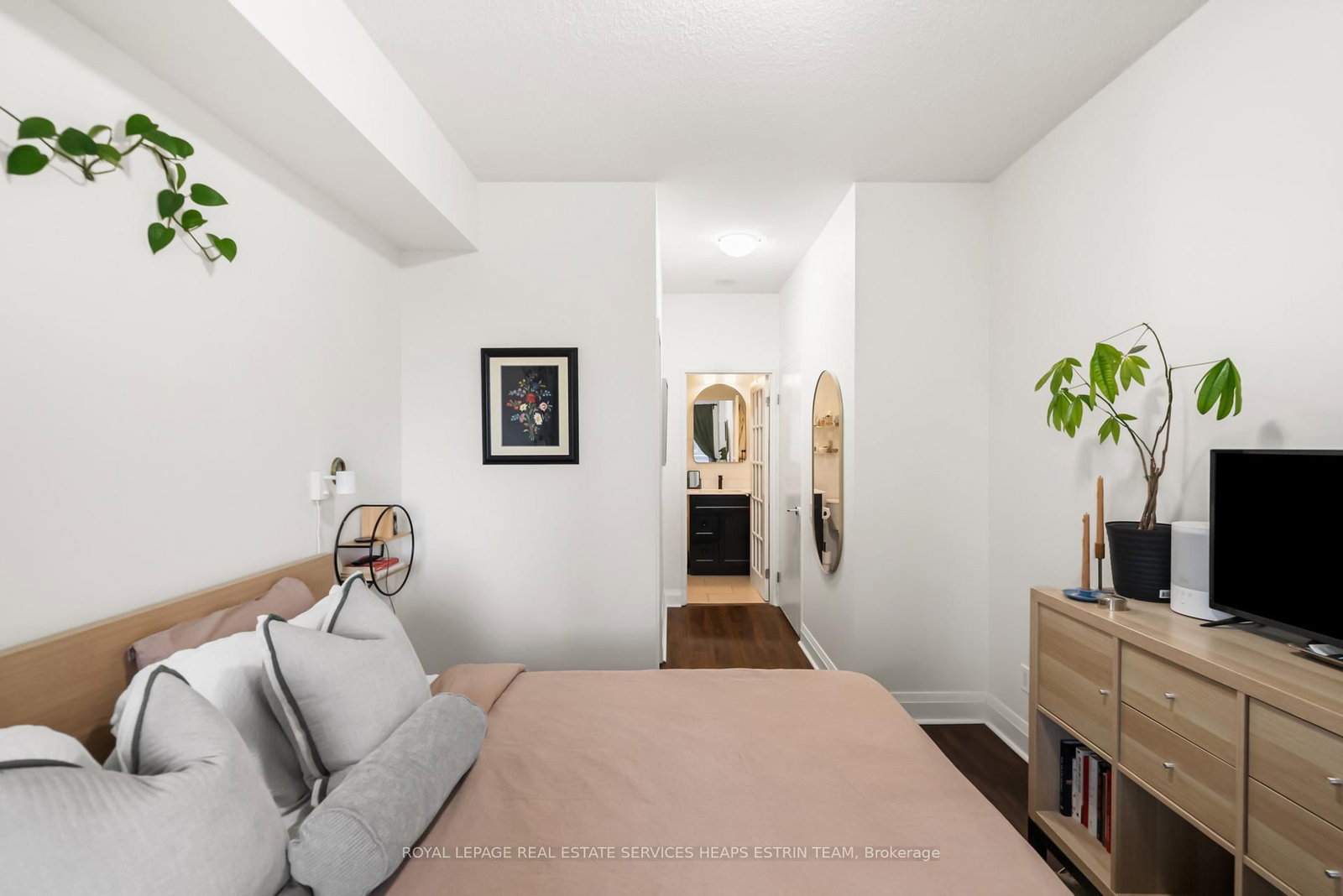 83 Redpath Avenue • #704 • Toronto, ON photo 11