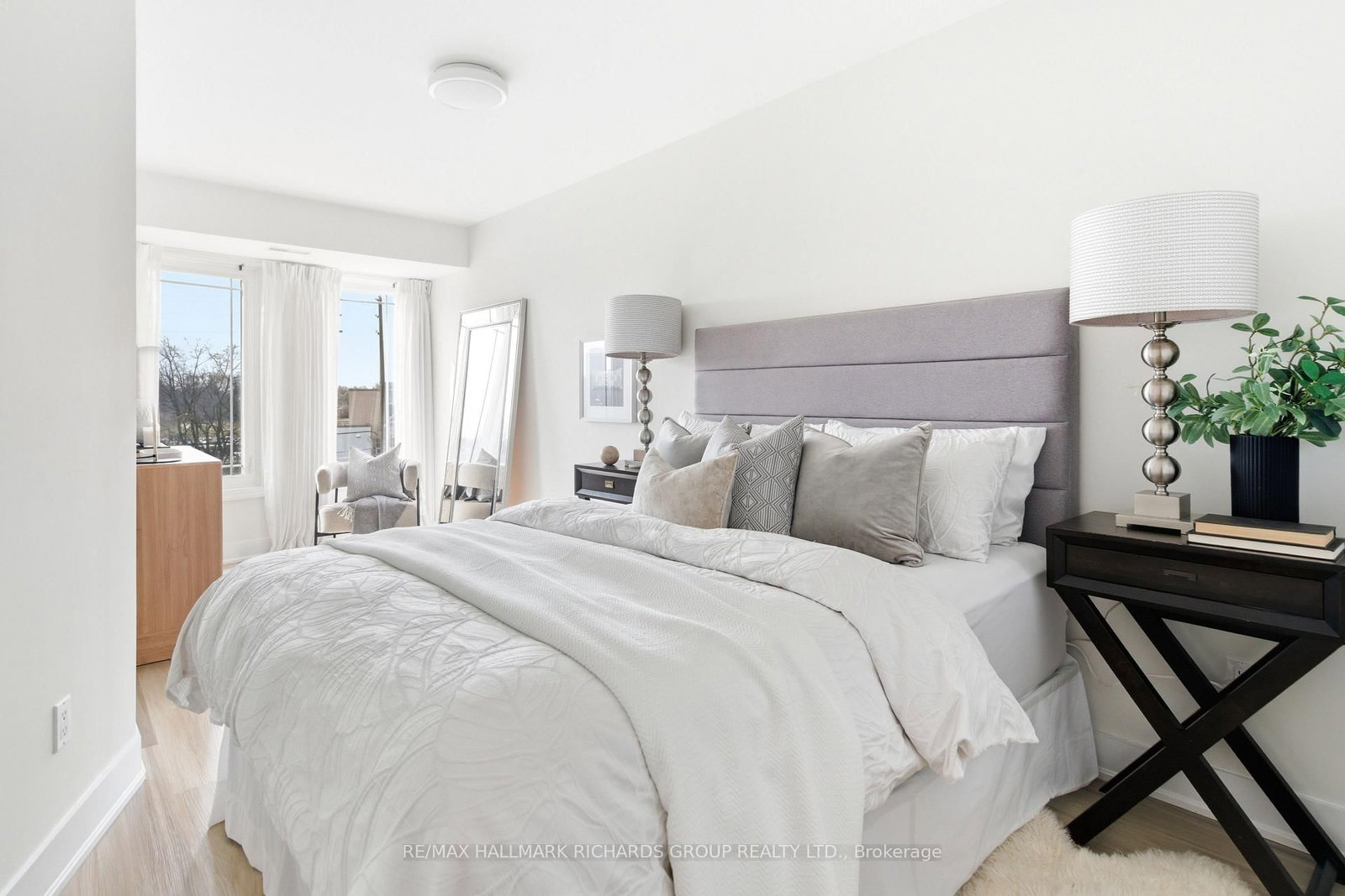 118 Finch Avenue W • #8 • Toronto, ON photo 20