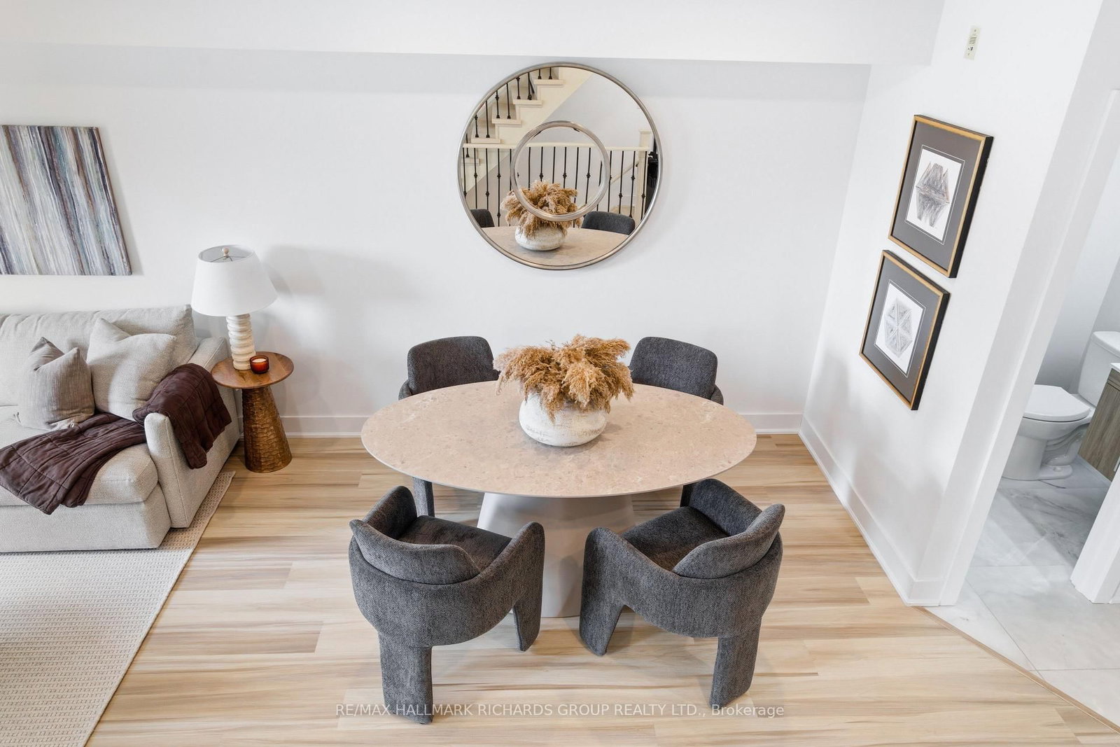 118 Finch Avenue W • #8 • Toronto, ON photo 8