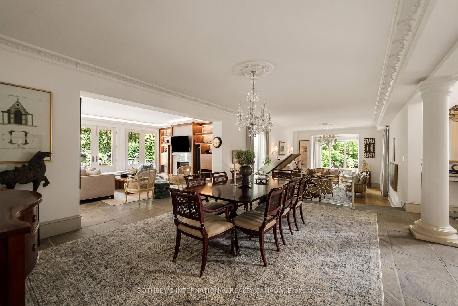 12 Forest Glen Crescent • Toronto, ON photo 13