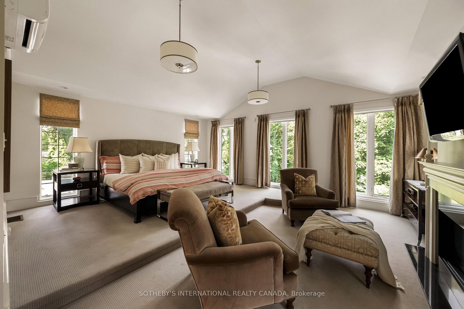 12 Forest Glen Crescent • Toronto, ON photo 25