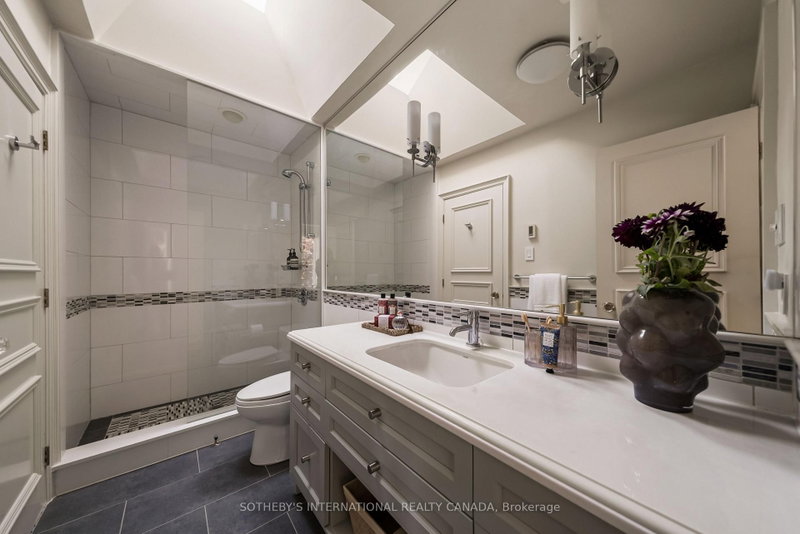 12 Forest Glen Toronto,ON M4N 2E8 — Photo 34