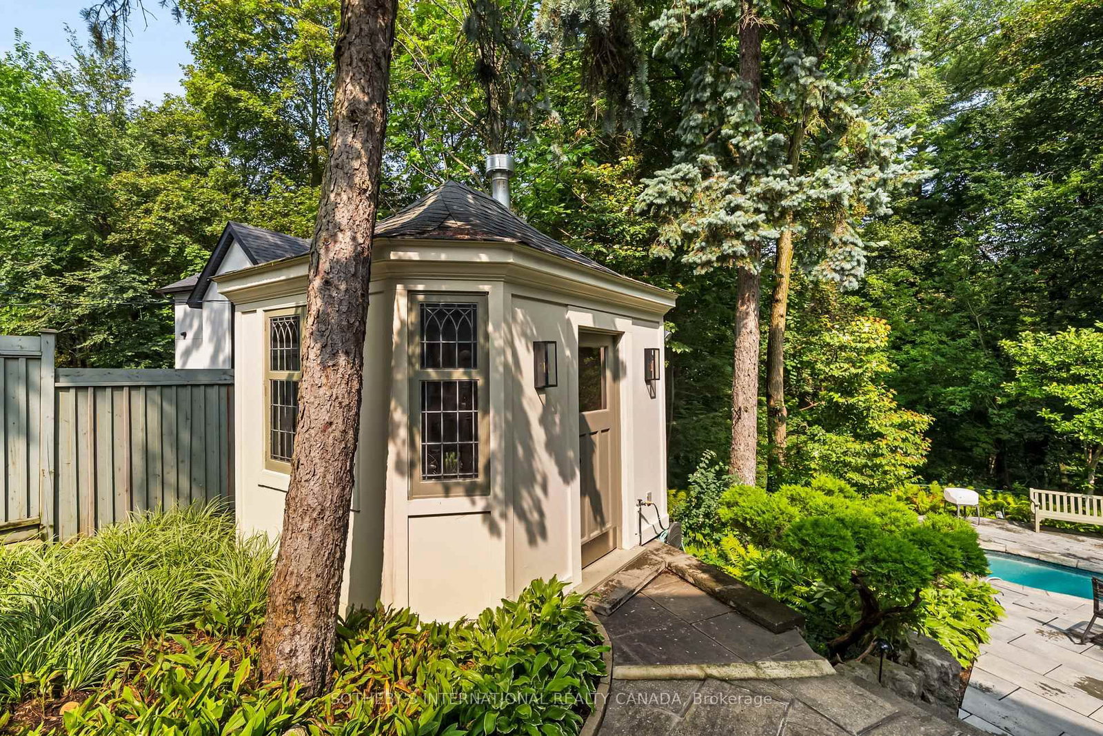 12 Forest Glen Crescent • Toronto, ON photo 46