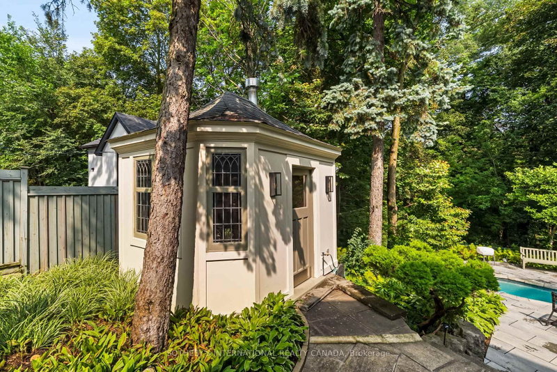 12 Forest Glen Toronto,ON M4N 2E8 — Photo 46