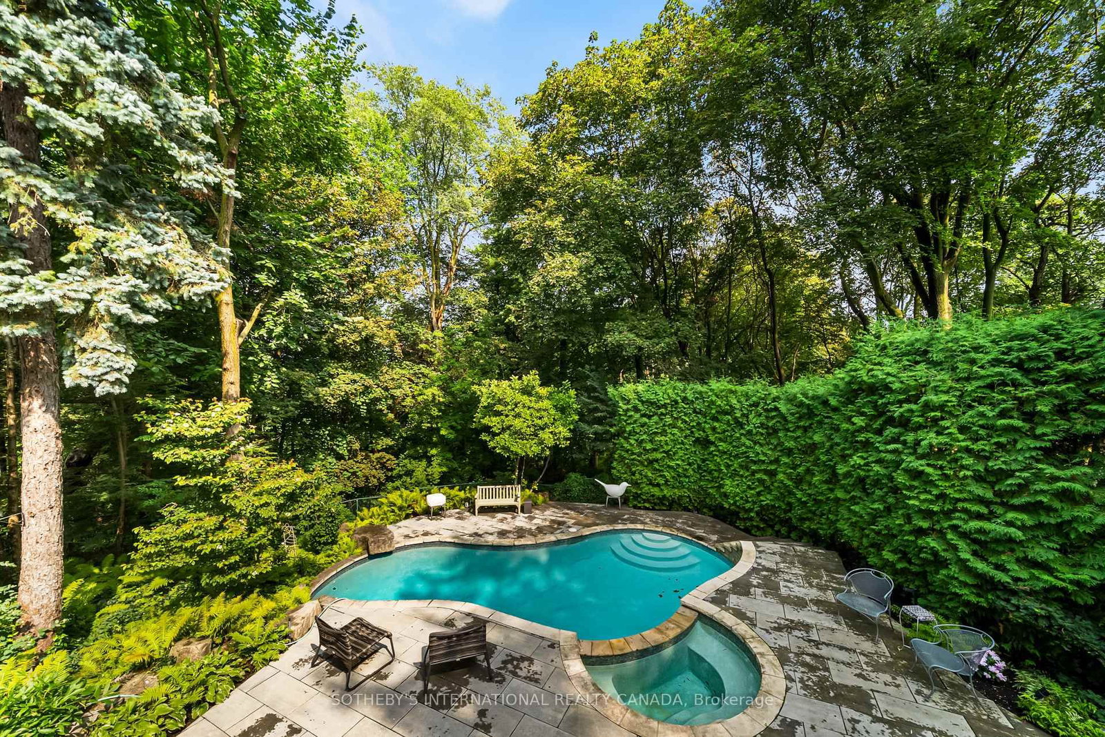 12 Forest Glen Crescent • Toronto, ON photo 48