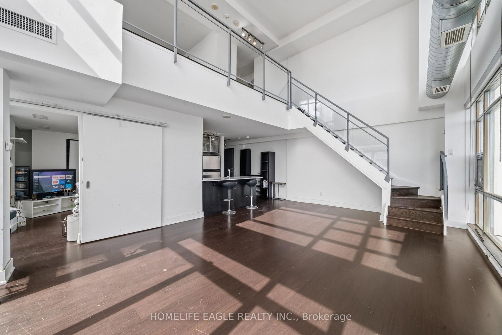 637 Lake Shore Boulevard W • #805 • Toronto, ON photo 4