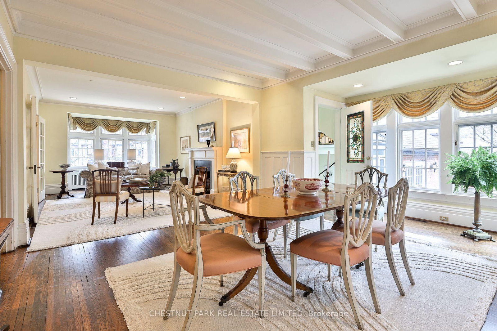 127 Roxborough Drive • Toronto, ON photo 10
