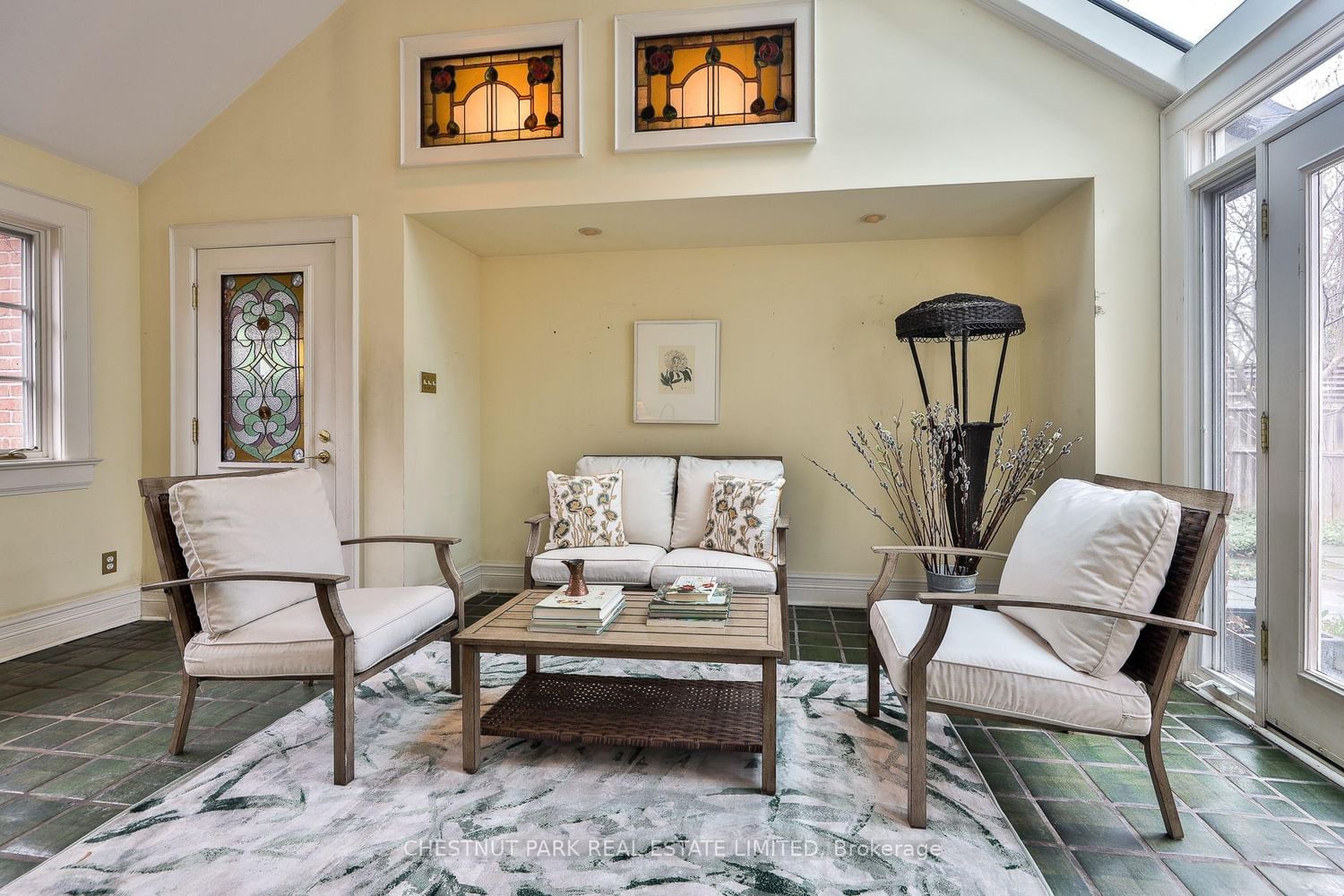 127 Roxborough Drive • Toronto, ON photo 11