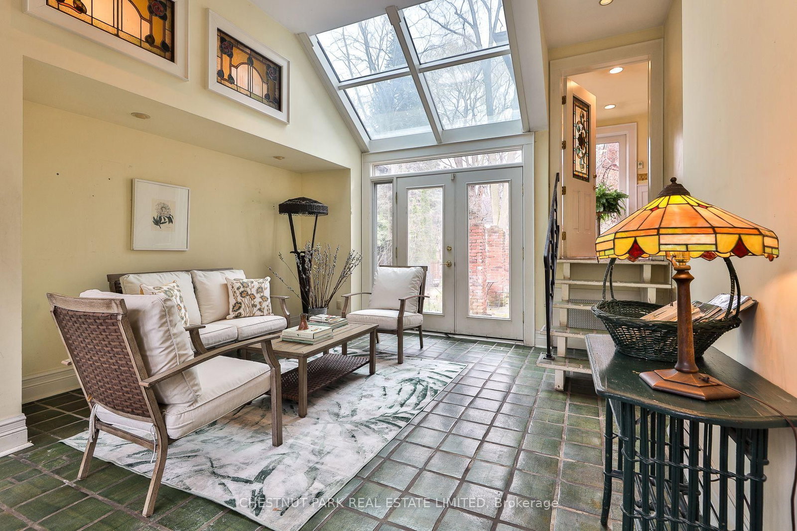 127 Roxborough Drive • Toronto, ON photo 12