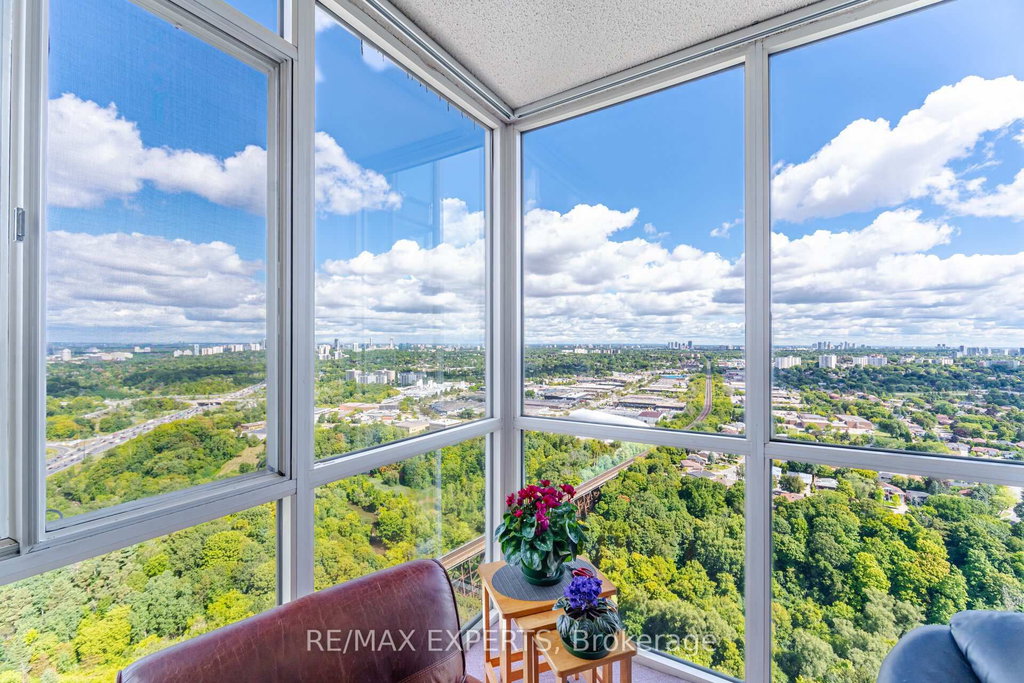 3610 - 7 Concorde Place