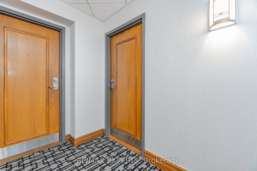 3610 - 7 Concorde Place 5