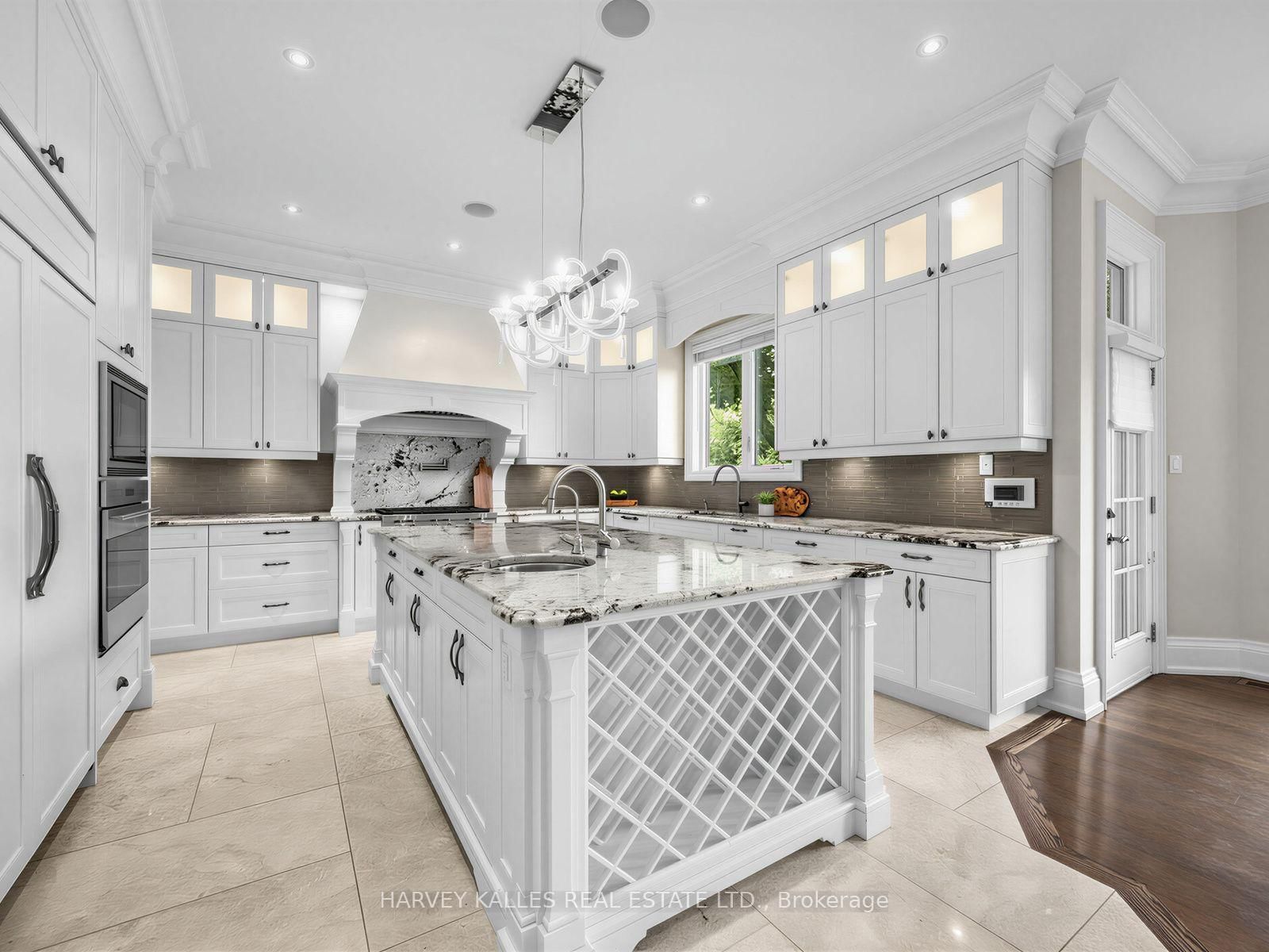 125 Bannockburn Avenue • Toronto, ON photo 14