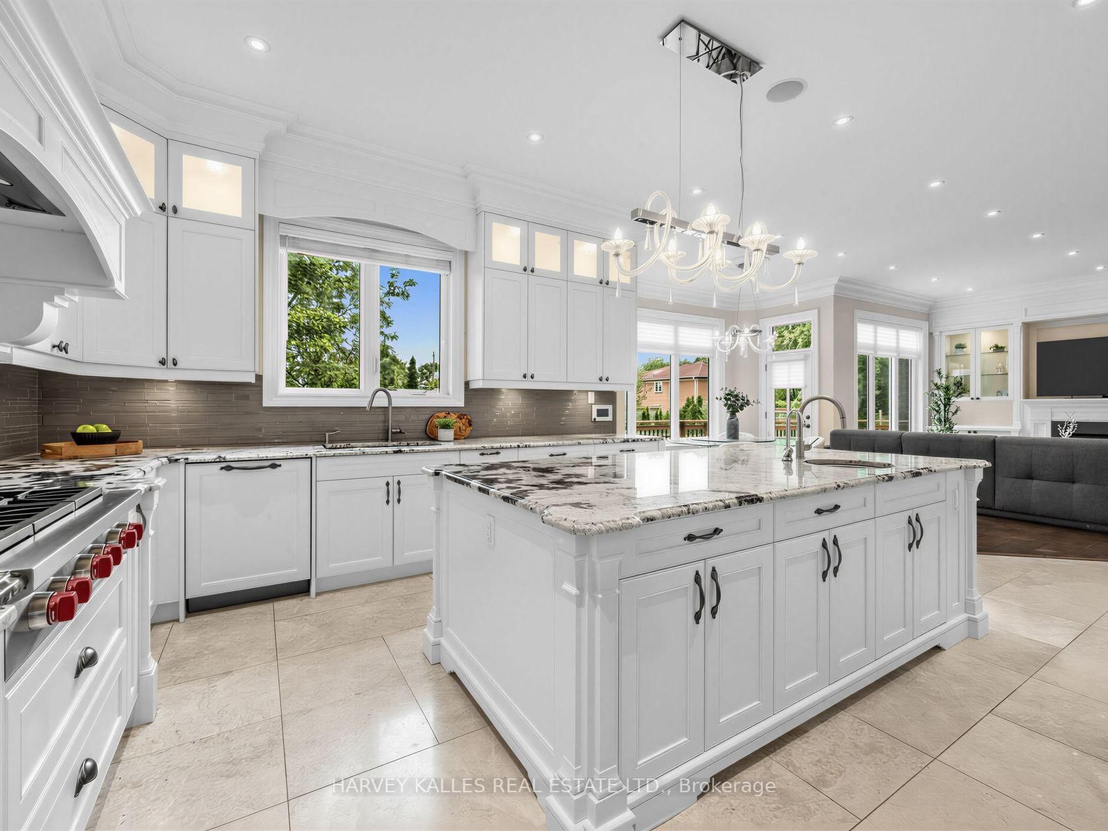 125 Bannockburn Avenue • Toronto, ON photo 15