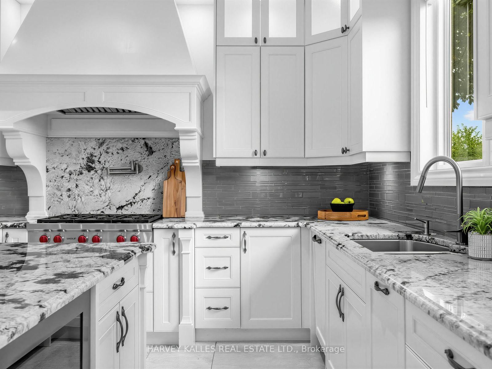 125 Bannockburn Avenue • Toronto, ON photo 17