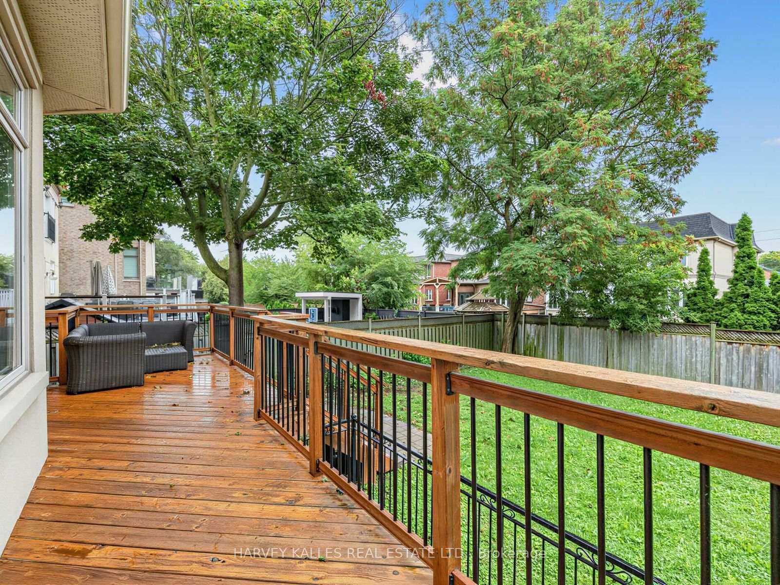 125 Bannockburn Avenue • Toronto, ON photo 38