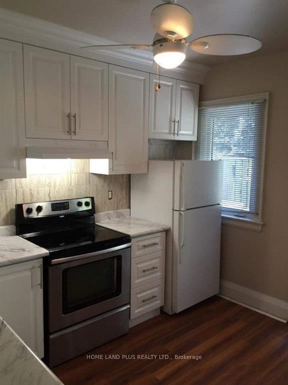 68 Parkview Avenue • Toronto, ON photo 11