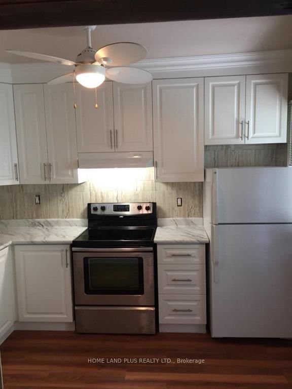 68 Parkview Avenue • Toronto, ON photo 13