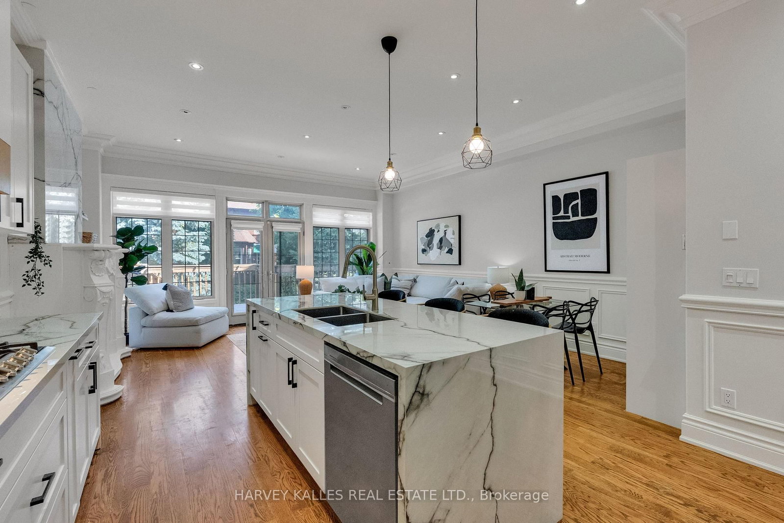 168 Roe Avenue • Toronto, ON photo 18