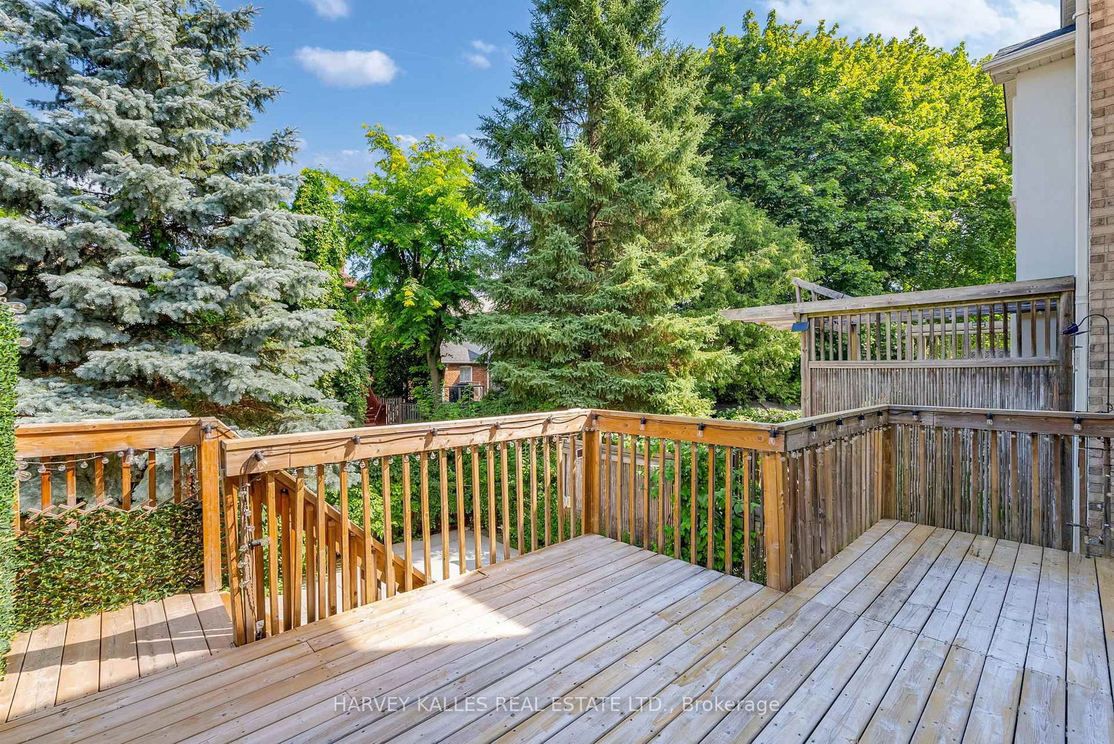 168 Roe Avenue • Toronto, ON photo 27