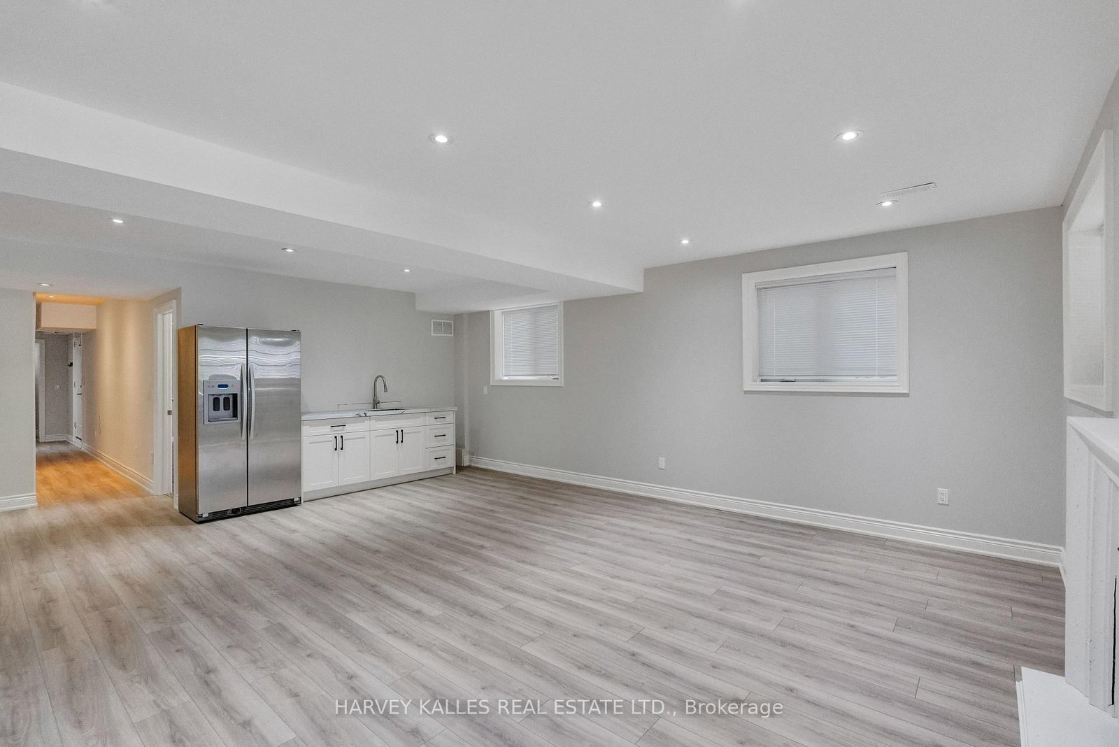 168 Roe Avenue • Toronto, ON photo 43