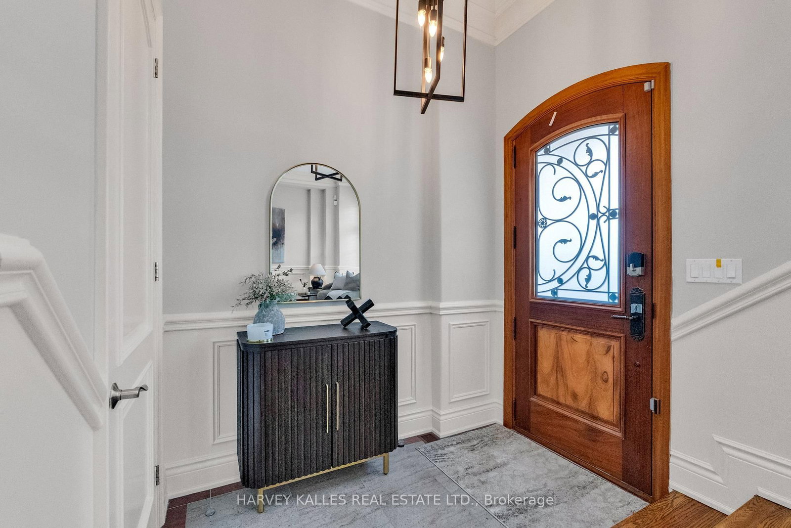 168 Roe Avenue • Toronto, ON photo 5