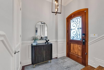 168 Roe Avenue • Toronto, ON photo 5