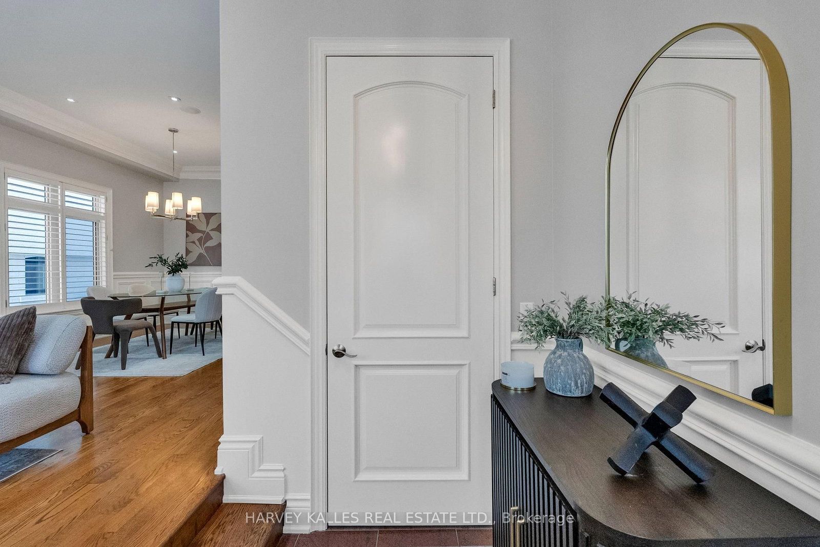 168 Roe Avenue • Toronto, ON photo 6